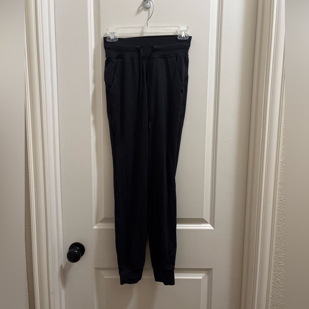 Lululemon Ready To Rulu Pant  29” Womens Size 2  Jogger Lightweight Athletic